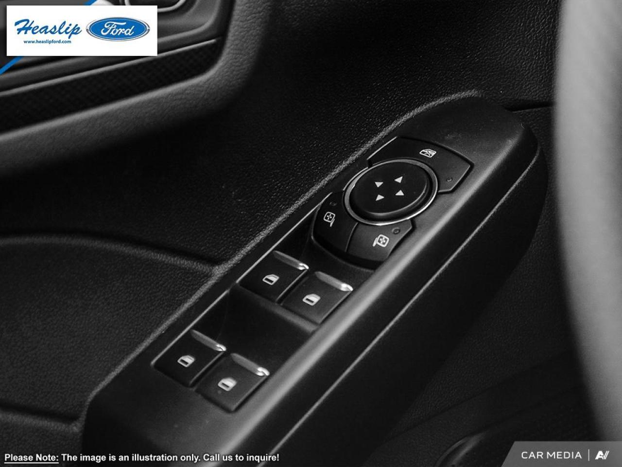 2025 Ford Escape ST-Line Photo5