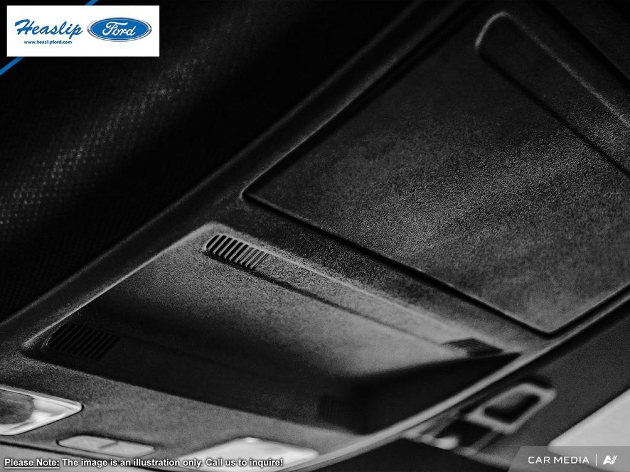 2025 Ford Escape ST-Line Photo5