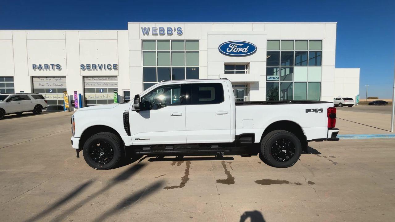 2026 Ford F-350 Super Duty SRW LARIAT 4WD CREW CAB 6.75' BOX Photo4