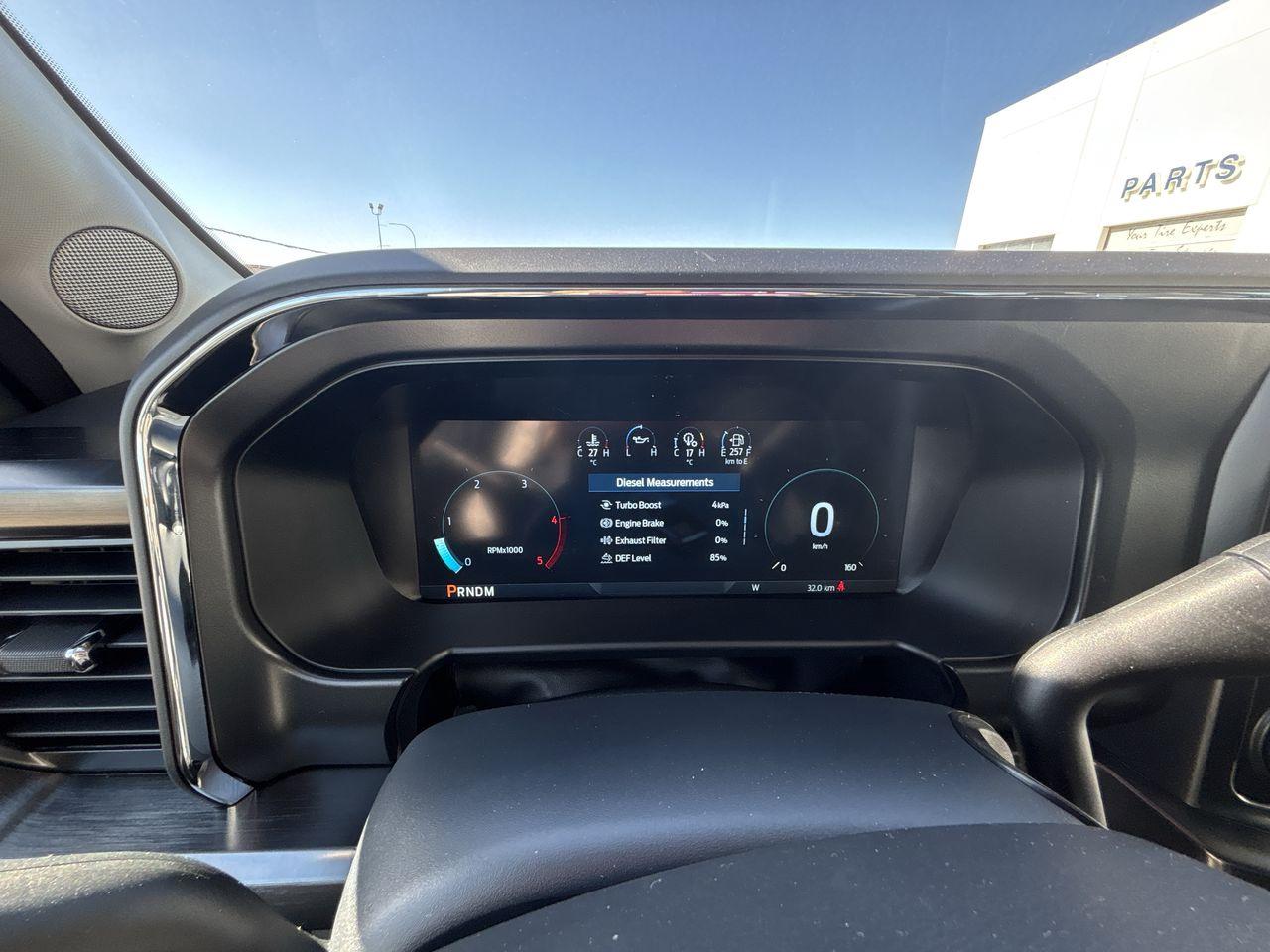 2026 Ford F-350 Super Duty SRW LARIAT 4WD CREW CAB 6.75' BOX Photo5