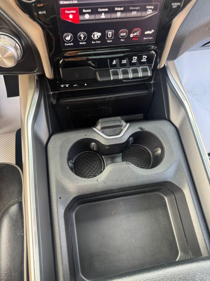 2019 RAM 1500 Laramie - Photo #20