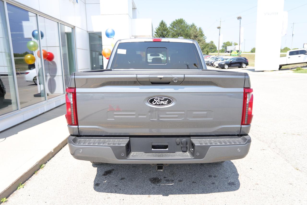 2025 Ford F-150 XLT 4WD SuperCrew 5.5' Box Photo4