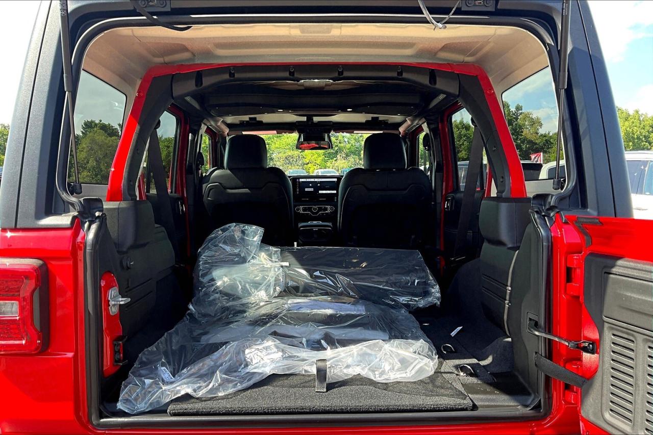 2025 Jeep Wrangler SAHARA | Leather | Safety Grp | Hardtop | Steps Photo