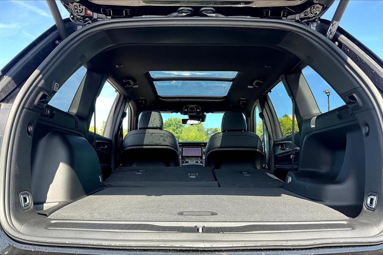 2025 Jeep Grand Cherokee LIMITED | Black App Pkg | Pano Roof | LuxTech 2 Photo