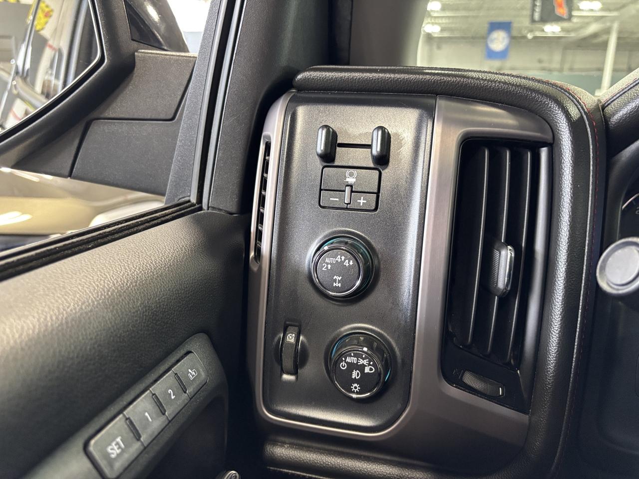 2017 GMC Sierra 1500 SLT|4WD|ALLTERRAIN|CREW|NAV|BOSE|SUNROOF|LEATHER|+ - Photo #14
