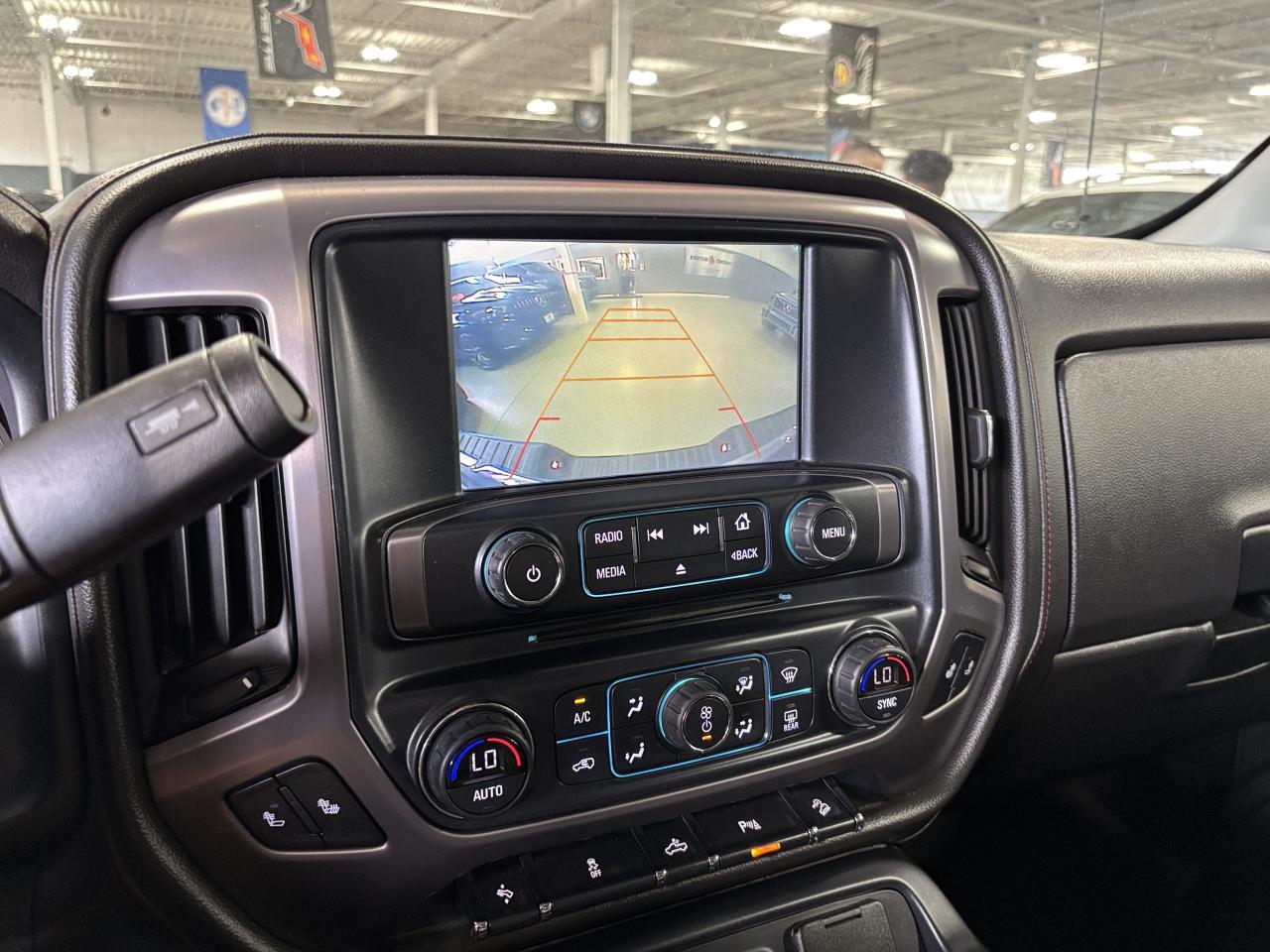 2017 GMC Sierra 1500 SLT|4WD|ALLTERRAIN|CREW|NAV|BOSE|SUNROOF|LEATHER|+ - Photo #23