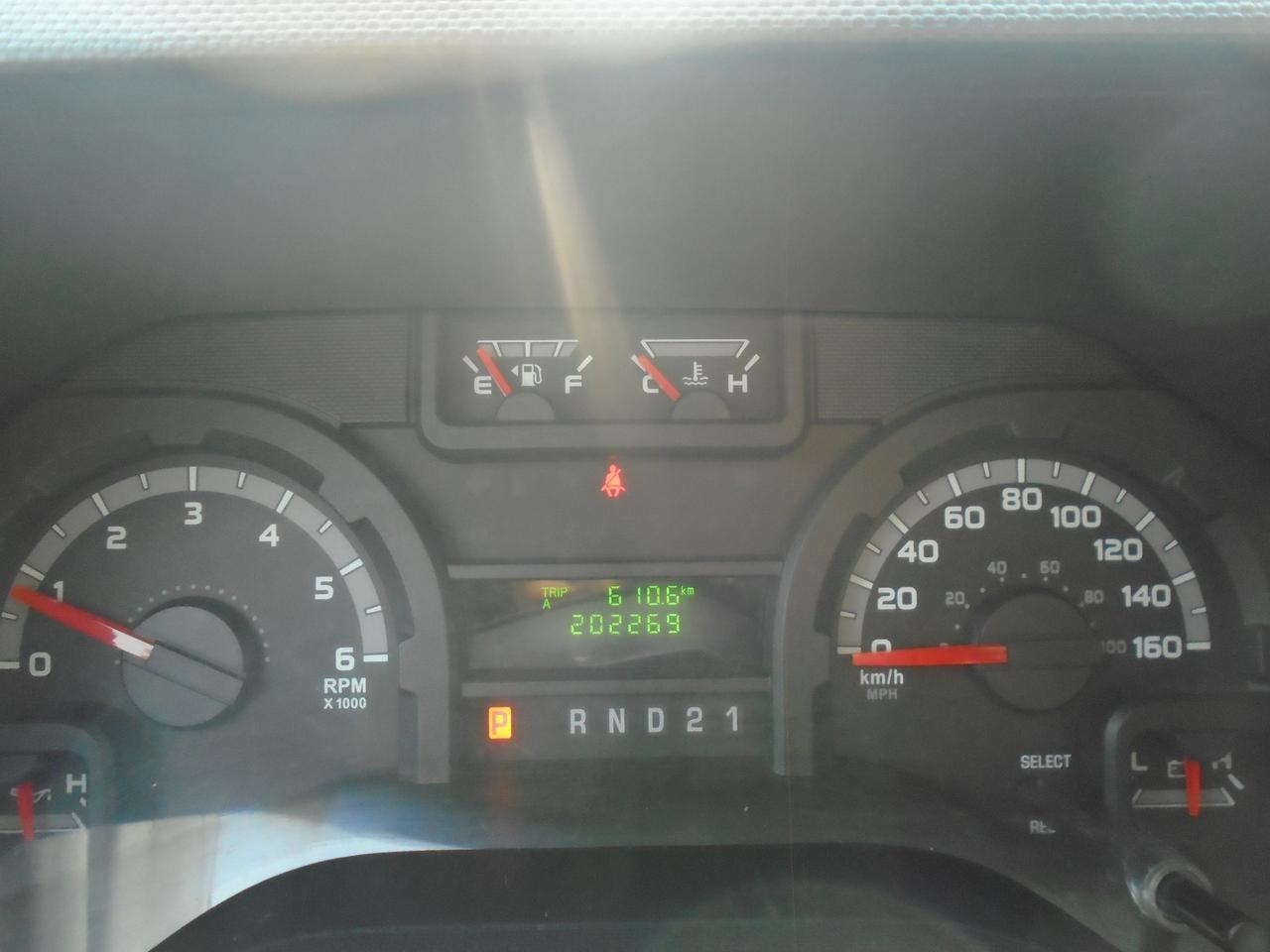 2011 Ford Econoline E-350 Super Duty Commercial Photo