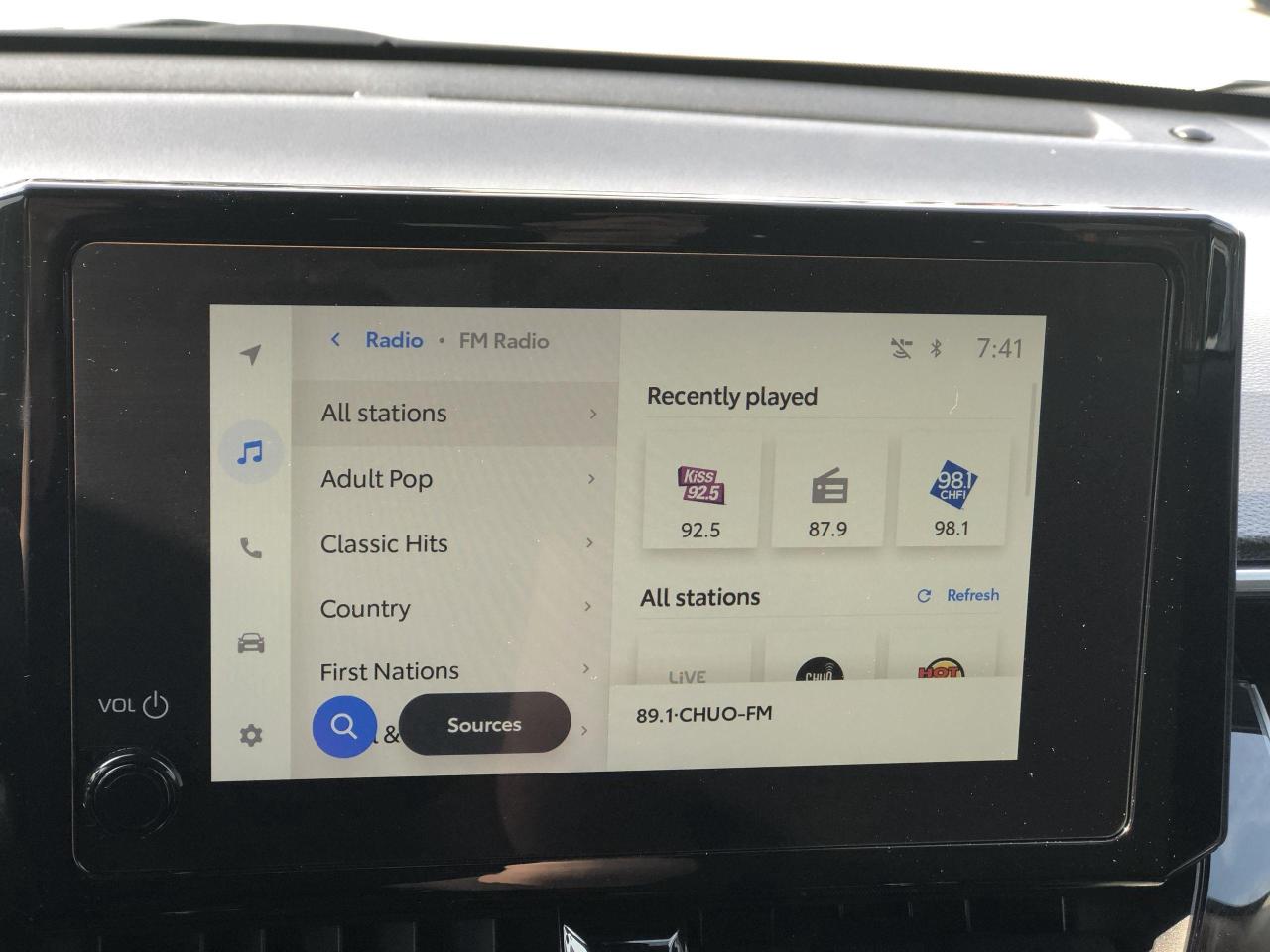 2024 Toyota Corolla Cross LE AWD, BLIS, HTD. SEATS & STEER. WHEEL, BK.CAM, A Photo