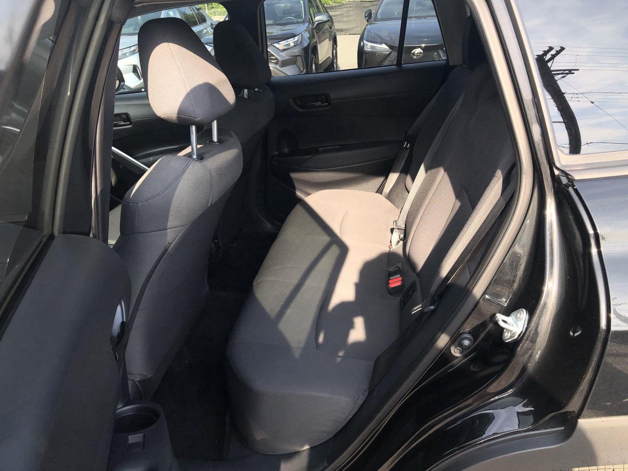 2024 Toyota Corolla Cross LE AWD, BLIS, HTD. SEATS & STEER. WHEEL, BK.CAM, A Photo