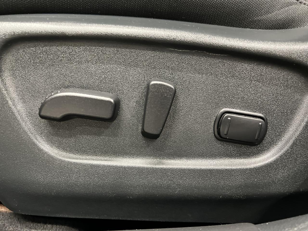 12843913