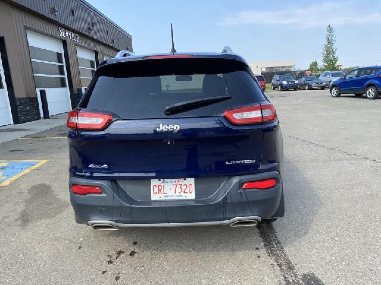 2016 Jeep Cherokee Limited 4WD - Photo #3