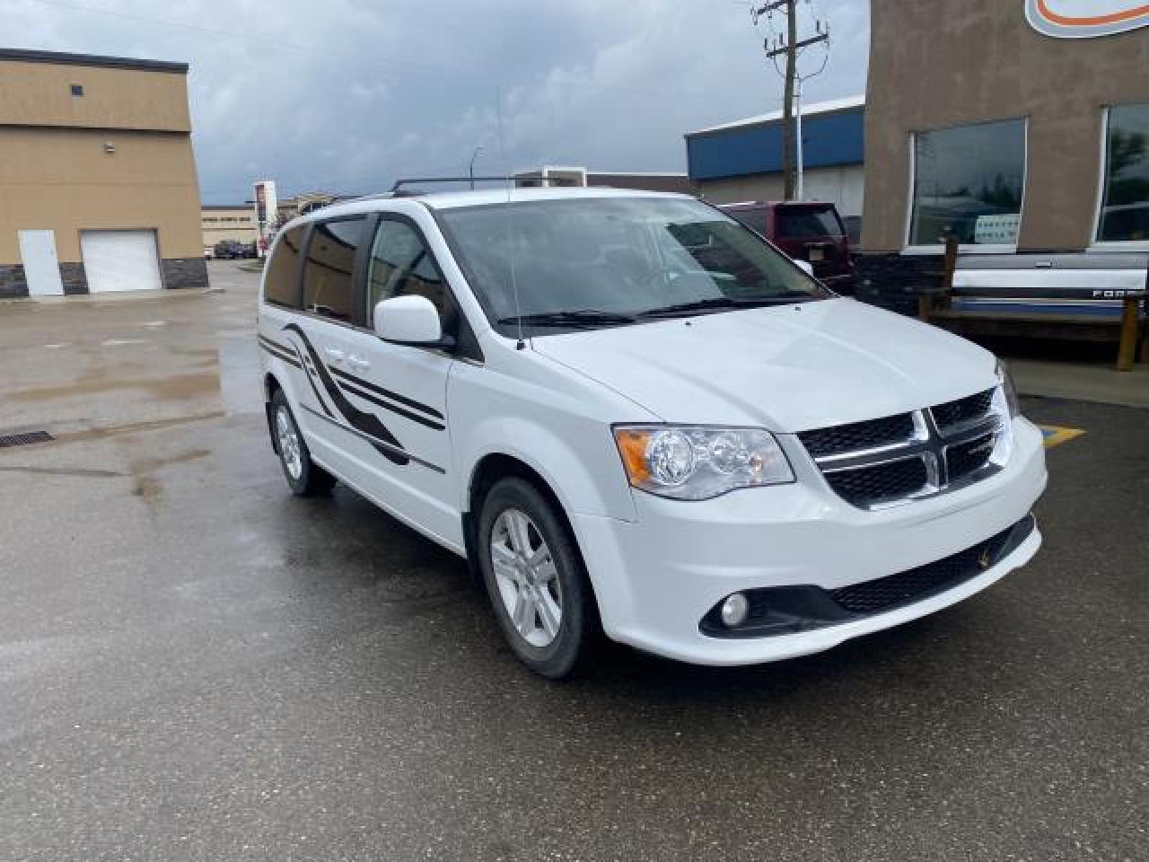 2014 Dodge Grand Caravan Crew - Photo #8