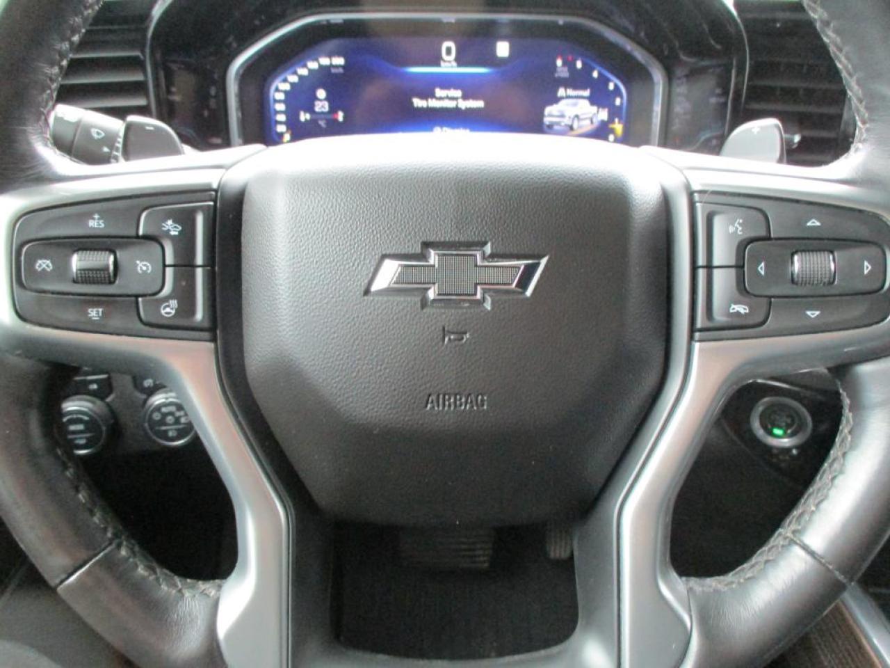 2023 Chevrolet Silverado 1500 RST Crew Cab 4WD Photo17
