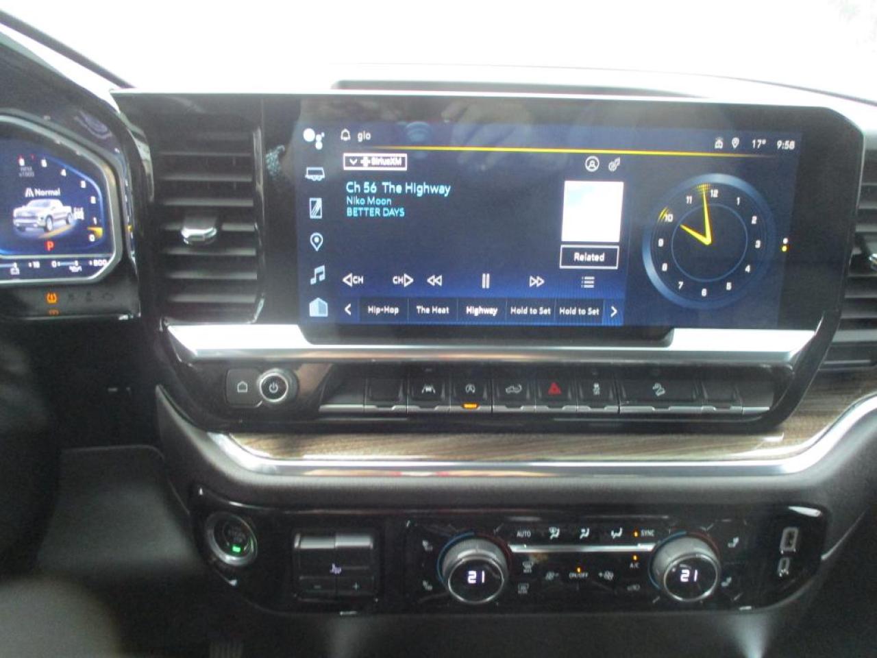 2023 Chevrolet Silverado 1500 RST Crew Cab 4WD Photo20