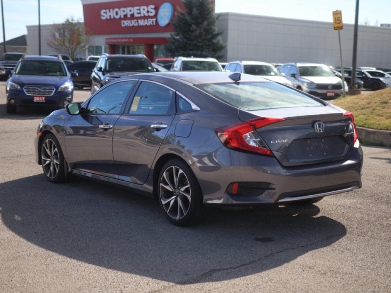 2020 Honda Civic Sedan Touring  **VERY LOW KMS** Photo2