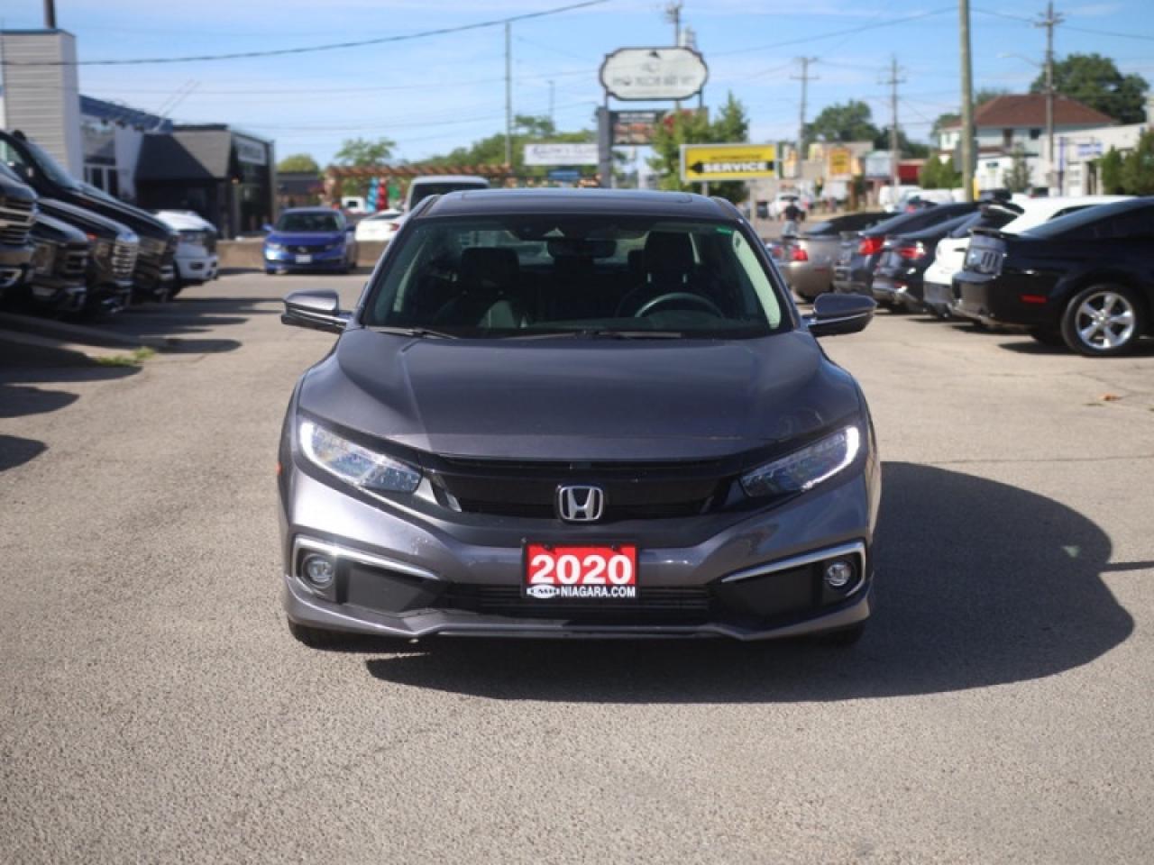 2020 Honda Civic Sedan Touring  **VERY LOW KMS** Photo