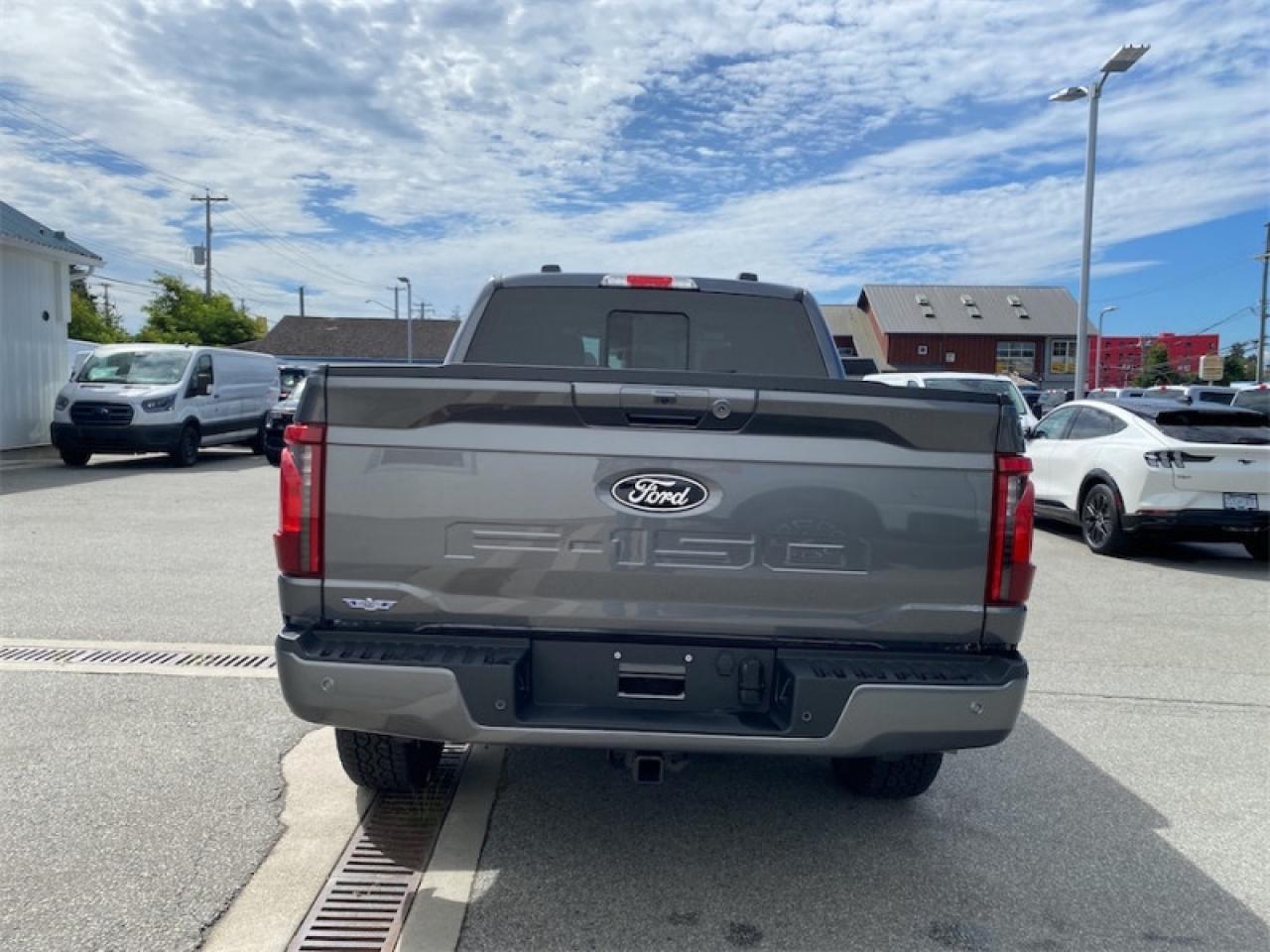 2025 Ford F-150 XLT  - Tow Package Photo3