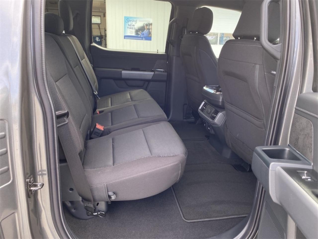 2025 Ford F-150 XLT  - Tow Package Photo5