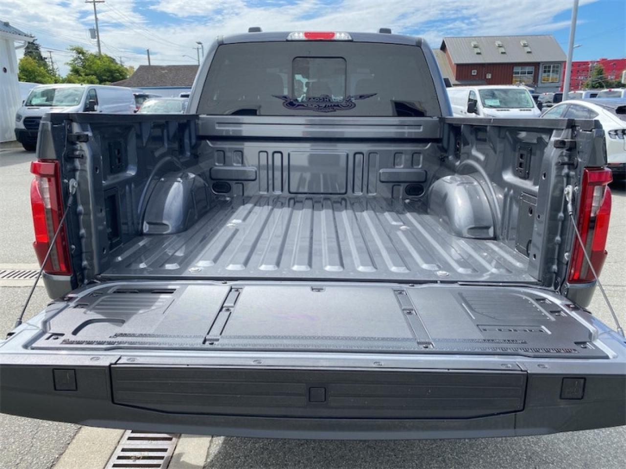 2025 Ford F-150 XLT  - Tow Package Photo5