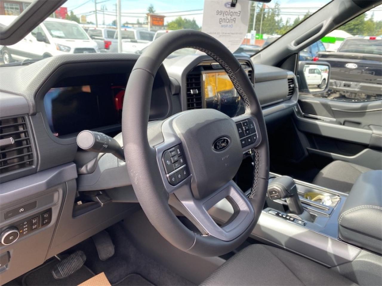 2025 Ford F-150 XLT  - Tow Package Photo5