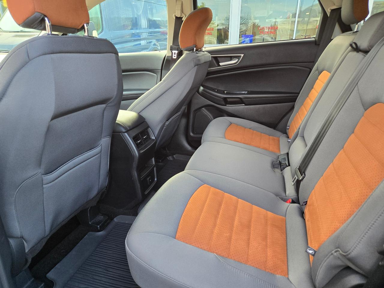 2018 Ford Edge SEL Photo5