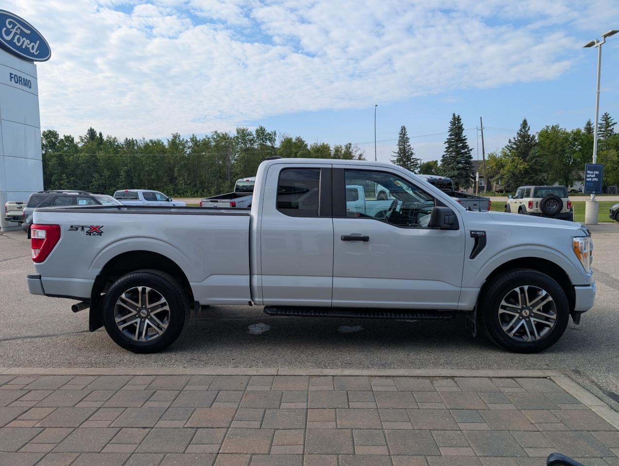 2021 Ford F-150 XL Photo4