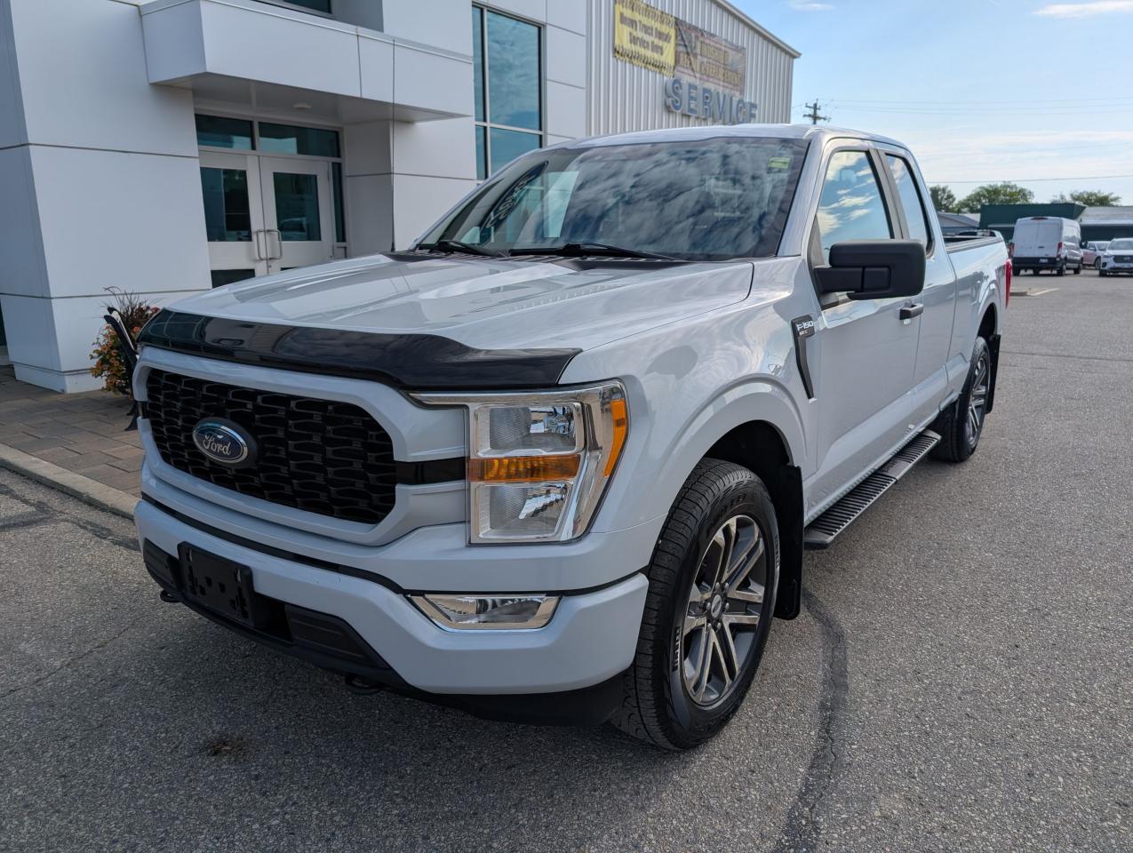 2021 Ford F-150 XL Photo1