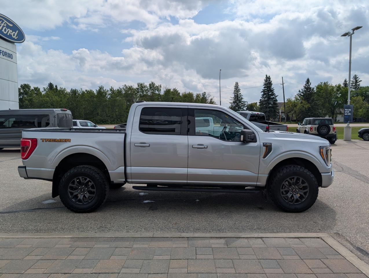 2022 Ford F-150 Tremor Photo4