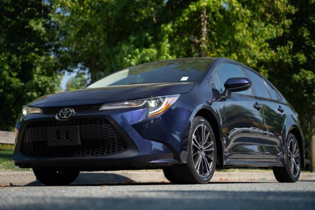Used 2022 Toyota Corolla LE for sale in Surrey, BC