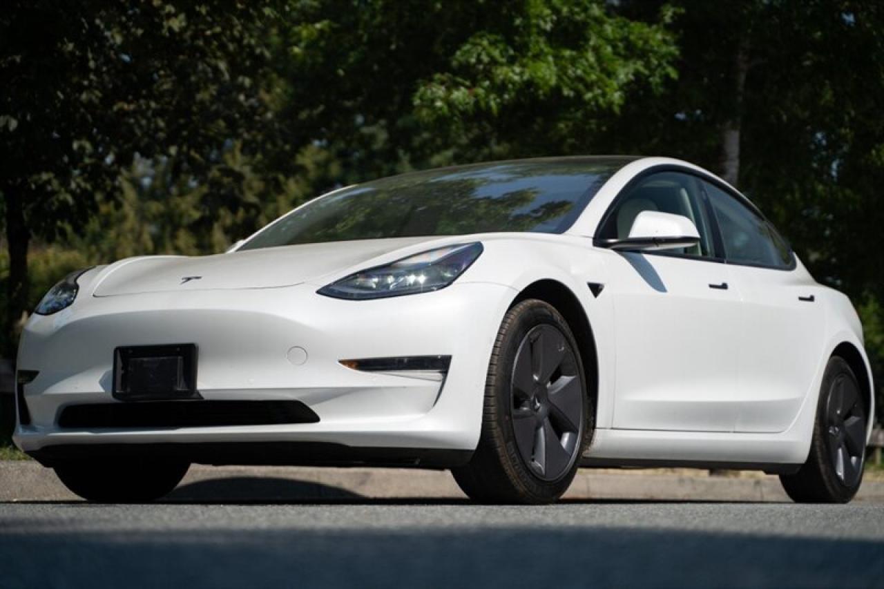 Used 2021 Tesla Model 3 STANDARD RANGE PLUS for sale in Surrey, BC