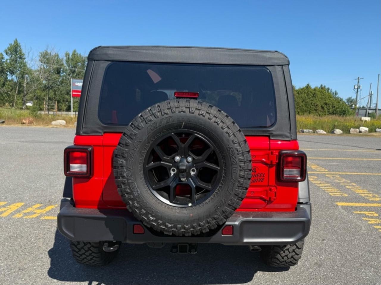 2025 Jeep Wrangler Willys  - Mobile Hotspot -  Proximity Key Photo