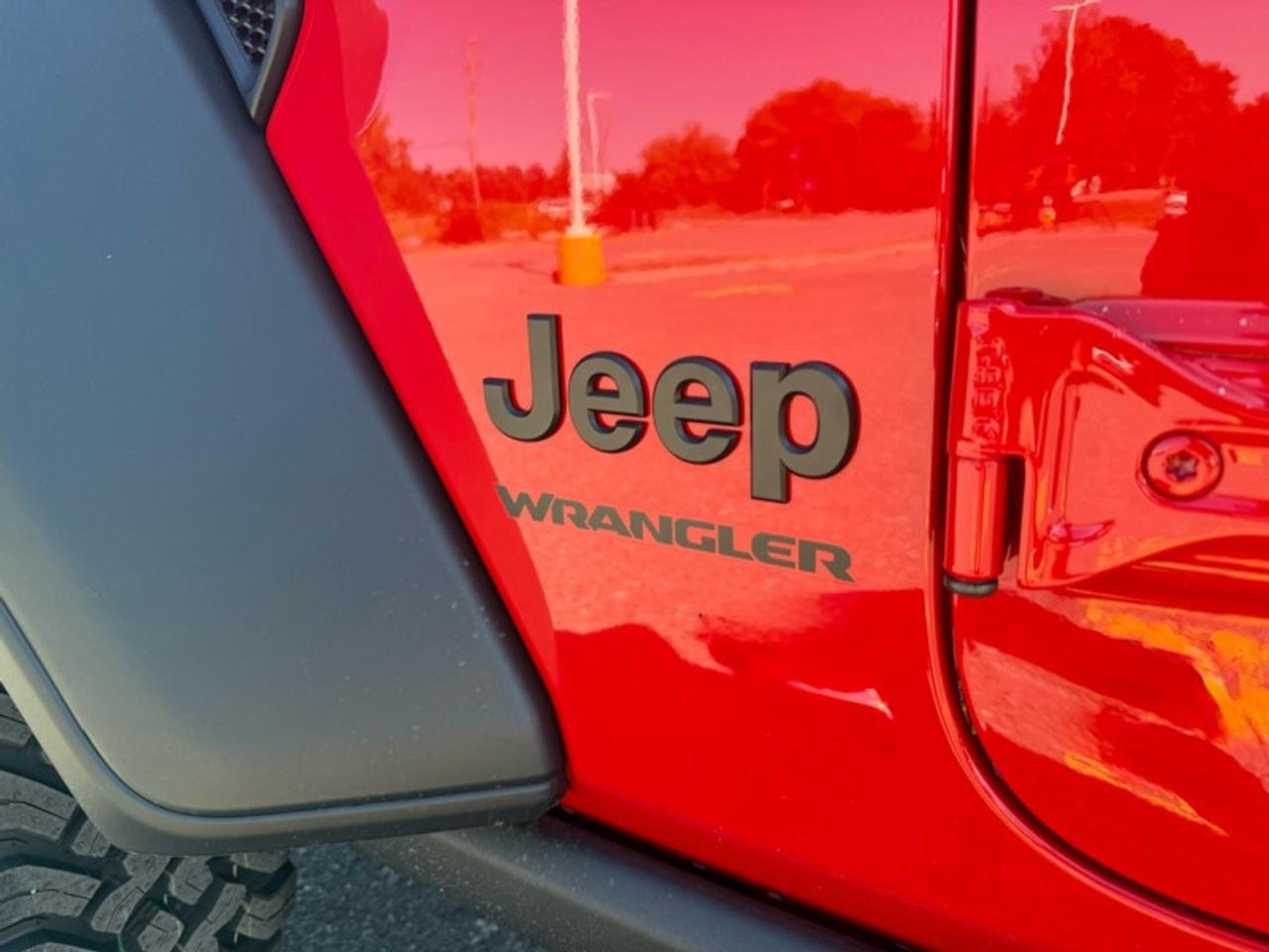 2025 Jeep Wrangler Willys  - Mobile Hotspot -  Proximity Key Photo