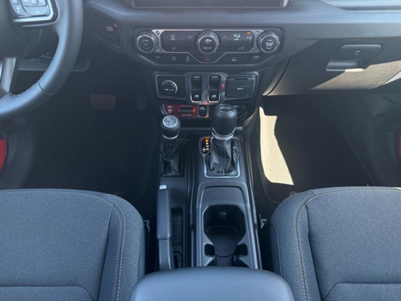 2025 Jeep Wrangler Willys  - Mobile Hotspot -  Proximity Key Photo