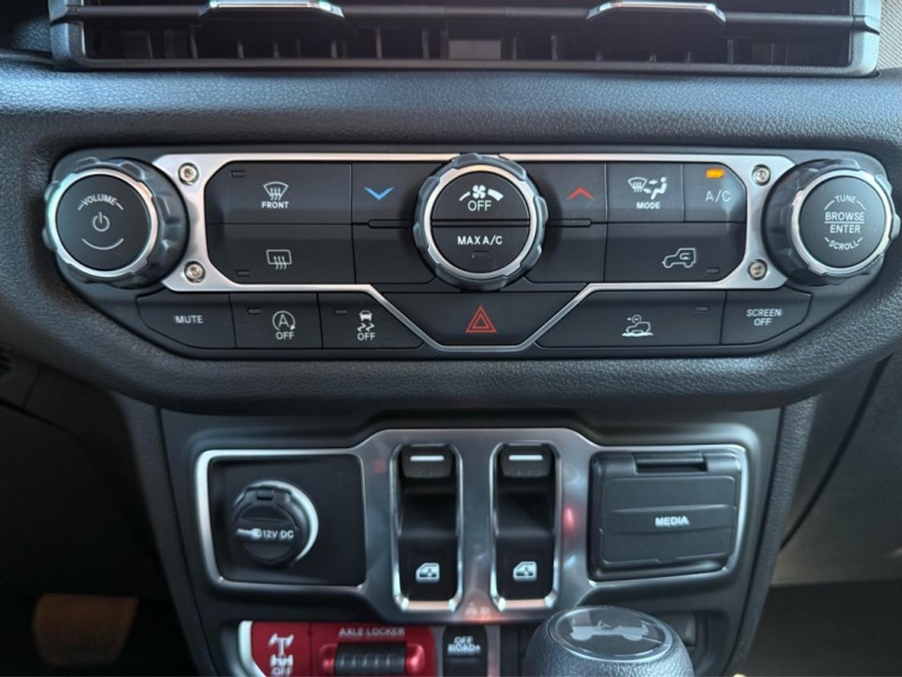 2025 Jeep Wrangler Willys  - Mobile Hotspot -  Proximity Key Photo