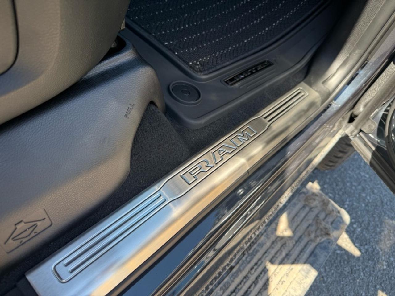 2025 RAM 2500 Limited  - Diesel Engine - Sunroof Photo