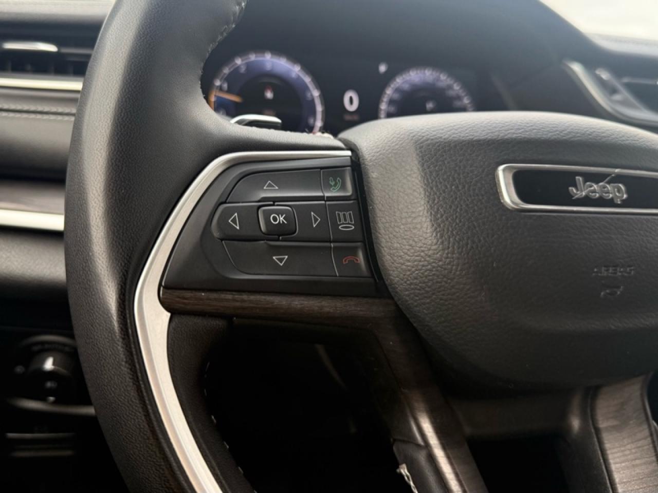 2023 Jeep Grand Cherokee Limited  - Leather Seats Photo