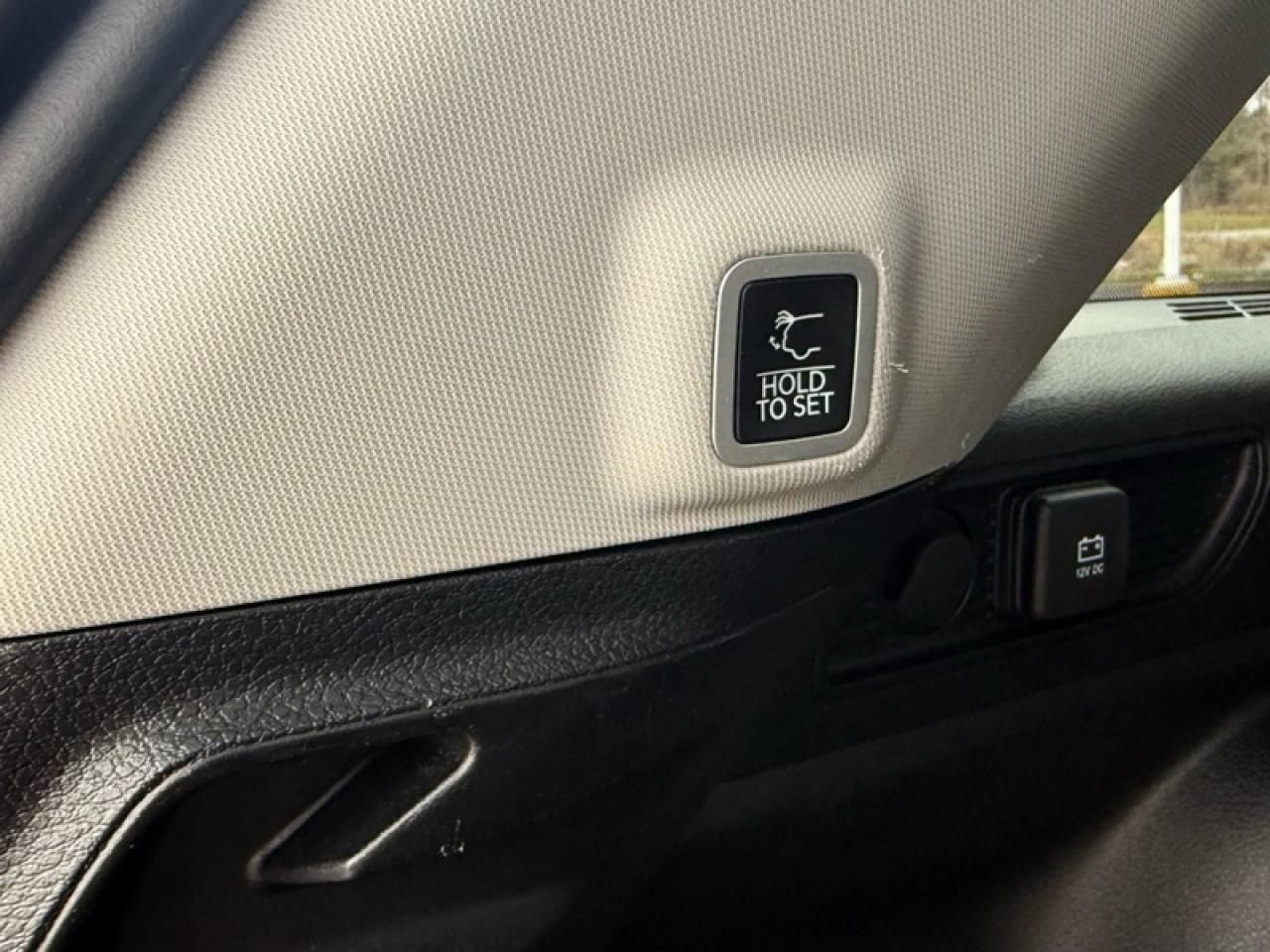 2023 Jeep Grand Cherokee Limited  - Leather Seats Photo