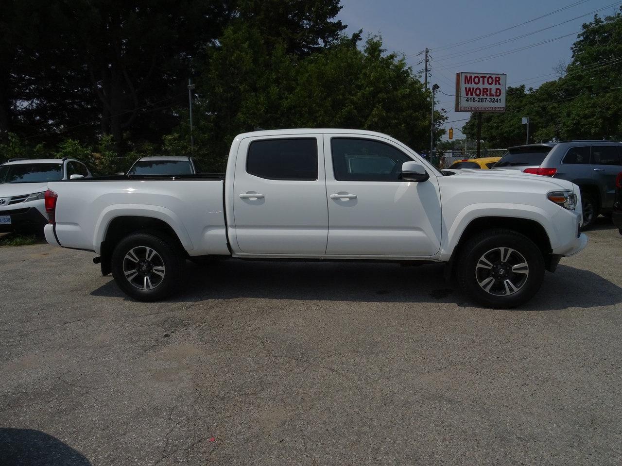 2018 Toyota Tacoma SR5 - Photo #5