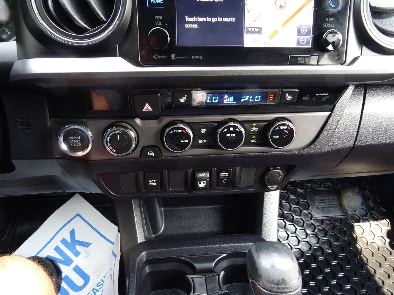 2018 Toyota Tacoma SR5 - Photo #17