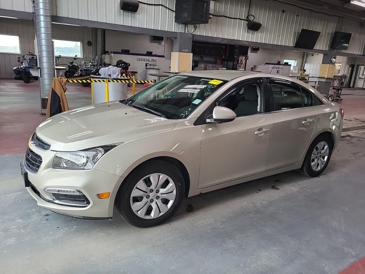 Used 2016 Chevrolet Cruze Limited 1LT Auto 4dr Sedan Automatic for sale in Winnipeg, MB