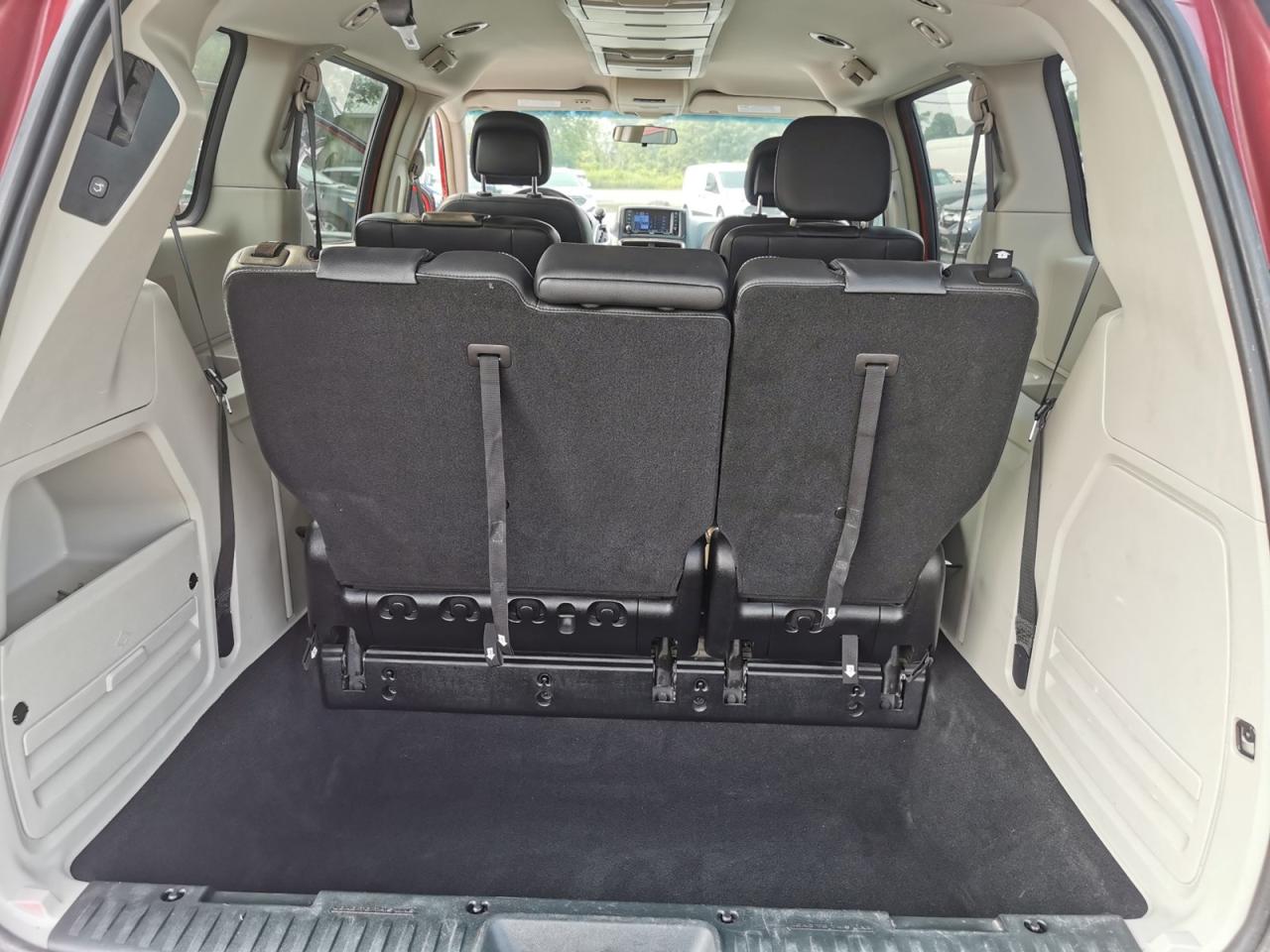 2012 Dodge Grand Caravan Crew - Photo #18