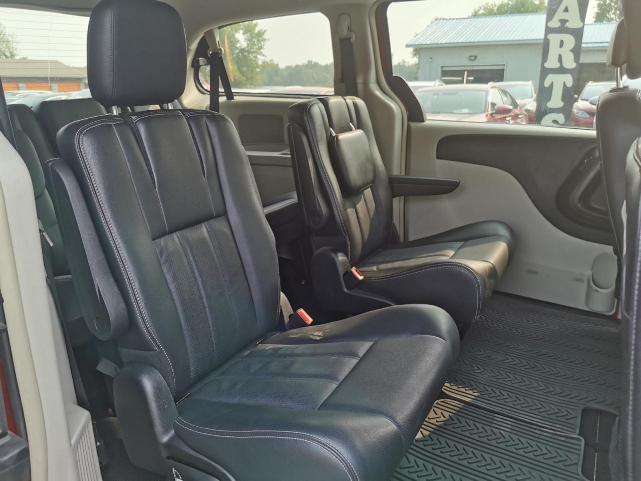 2012 Dodge Grand Caravan Crew - Photo #20