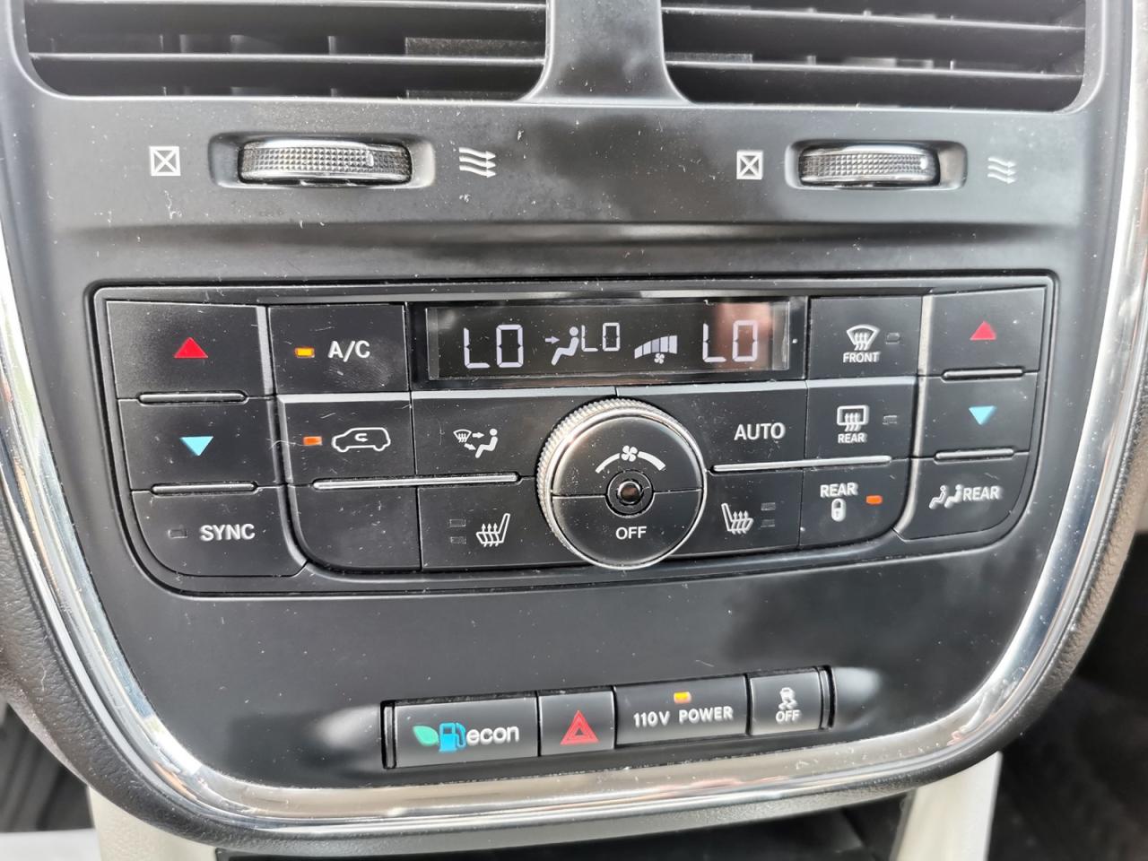 2012 Dodge Grand Caravan Crew - Photo #28