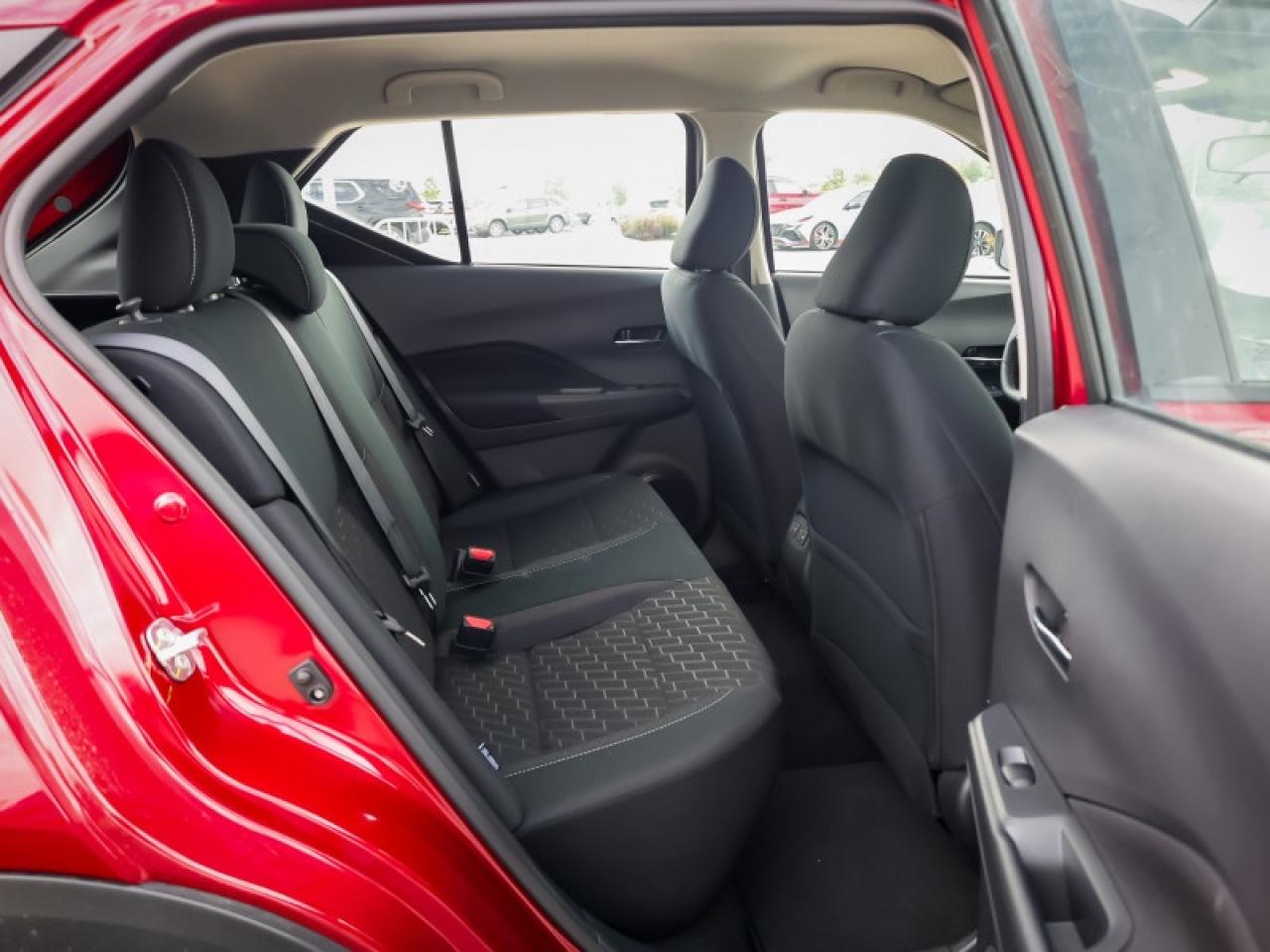 2025 Nissan Kicks Play SV  - Heated Seats -  Apple CarPlay Photo