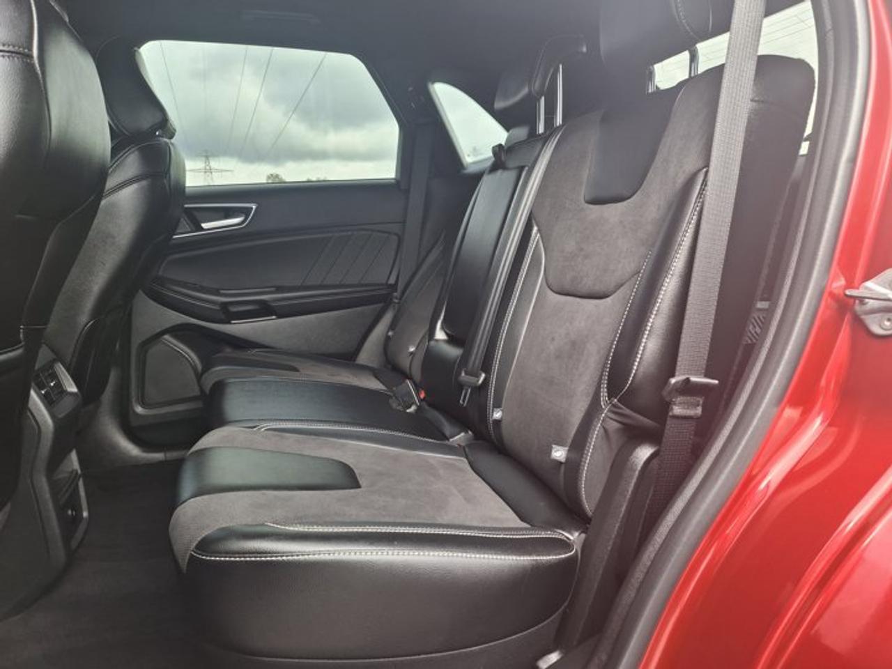 2023 Ford Edge ST AWD | Leather/Suede | Twenties | Heated Wheel + Seats | and More ! Photo