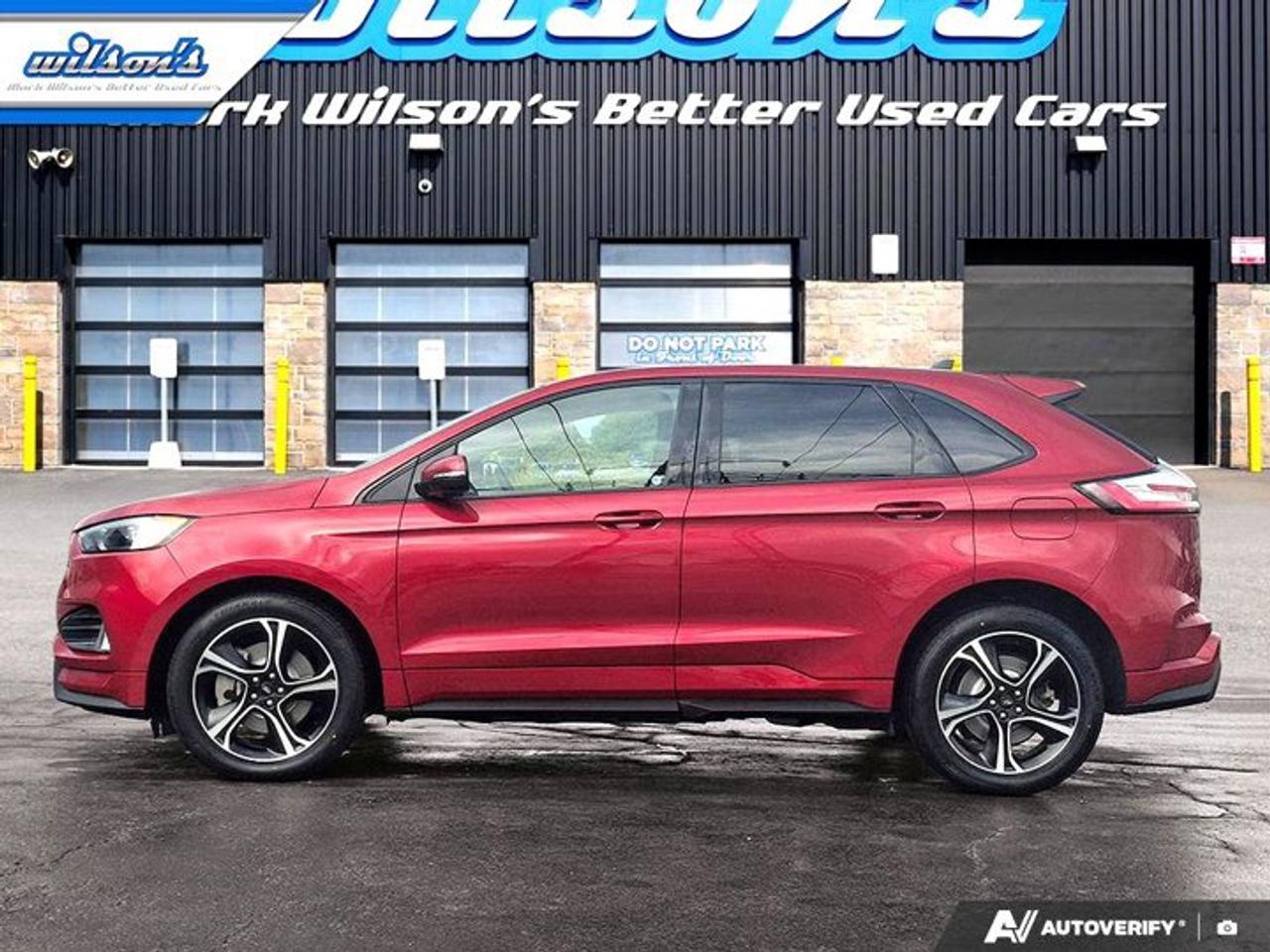2023 Ford Edge ST AWD | Leather/Suede | Twenties | Heated Wheel + Seats | and More ! Photo