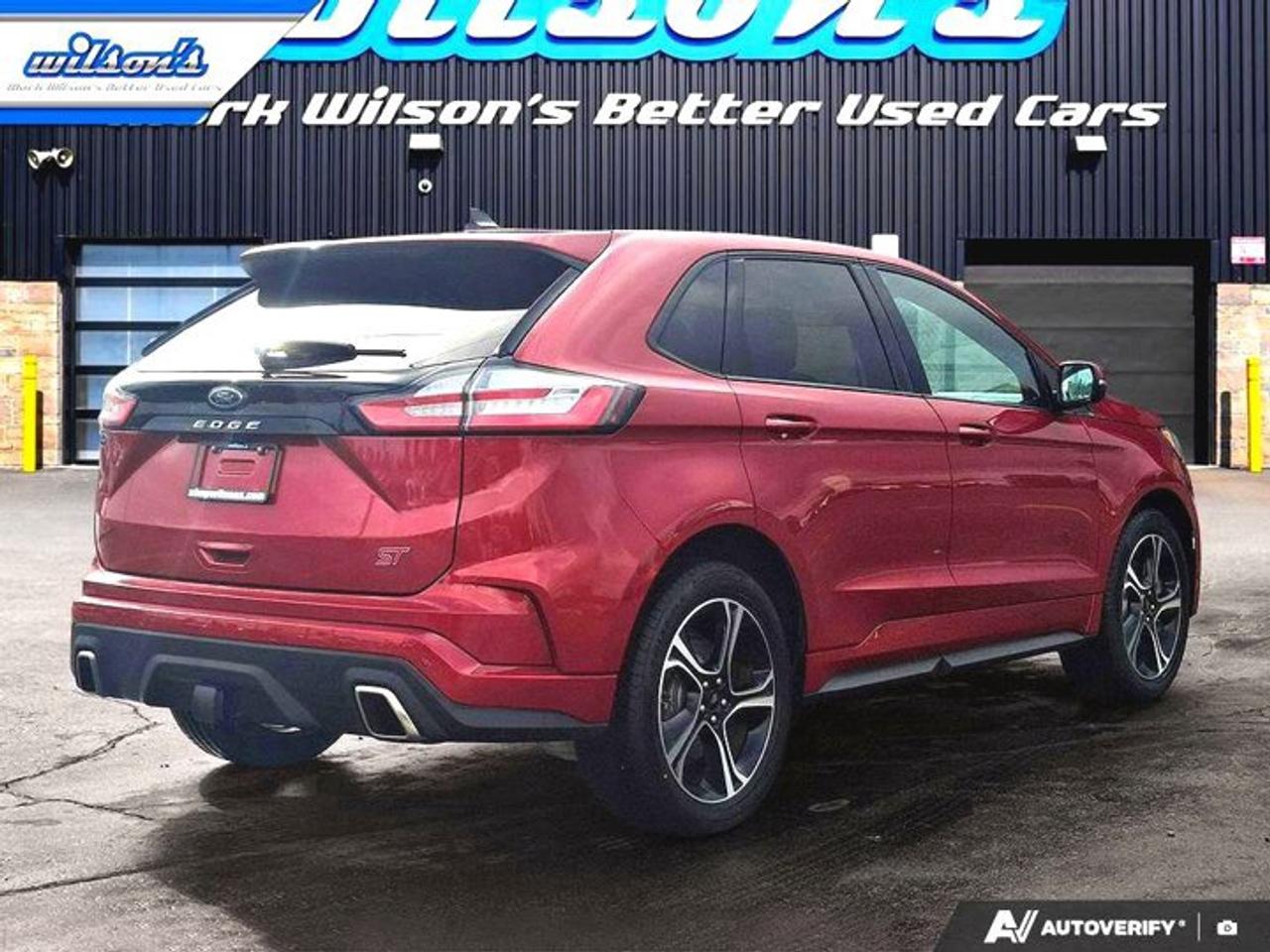 2023 Ford Edge ST AWD | Leather/Suede | Twenties | Heated Wheel + Seats | and More ! Photo4