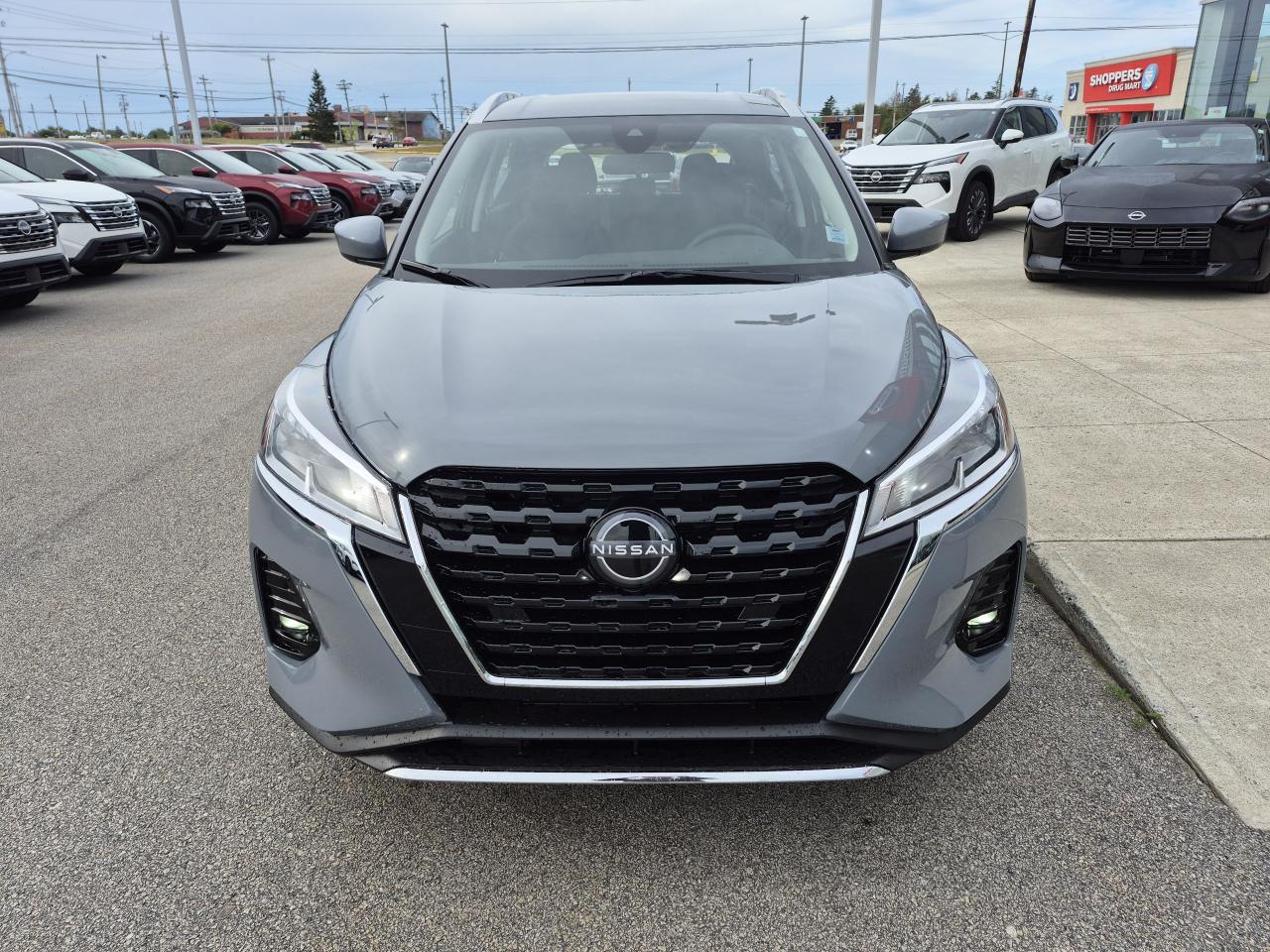 2025 Nissan Kicks Play SV FWD Photo18
