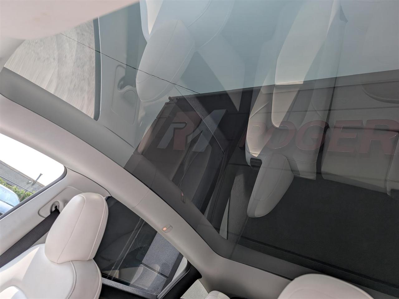 2021 Tesla Model Y LONG RANGE AWD - WHITE INTERIOR - DUAL MOTOR