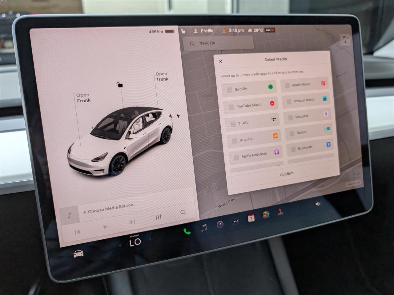 2021 Tesla Model Y LONG RANGE AWD - WHITE INTERIOR - DUAL MOTOR
